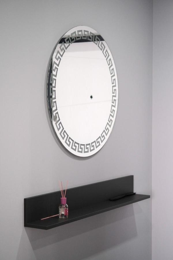 Minimalist Style Apartment With Best Location キシナウ エクステリア 写真